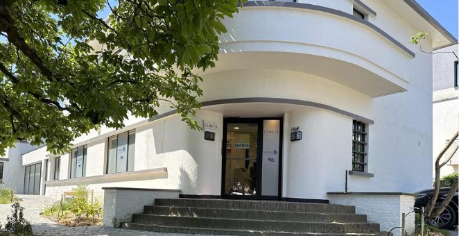 Façade du centre médical CLINI-X à Waterloo